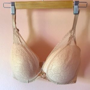 Chantelle Bra